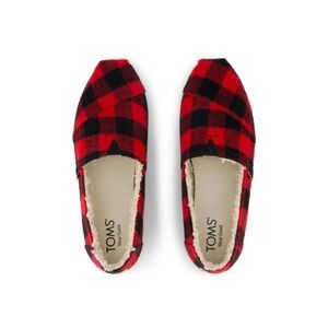 TOMS Women’s 8.5 Red and Black Plaid Fleece-Lined Slip-Ons